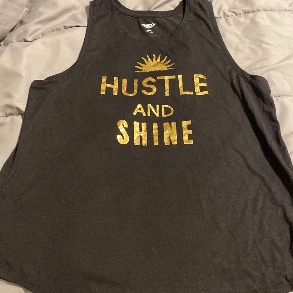 Women’s old navy active tank top. Size XL